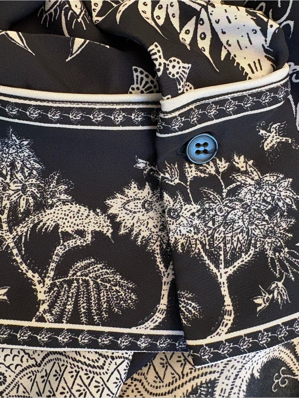 NWT H&M Printed Resort Shirt Black And Tan Tropical Button Shirt Blouse - Picture 12 of 16